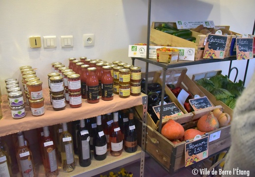 Boutique et Ateliers - display this album Boutique et Ateliers