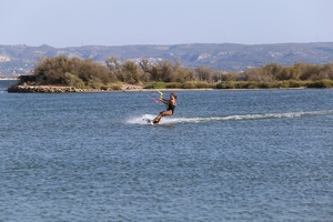 kitesurf sur l'étang à Berre
