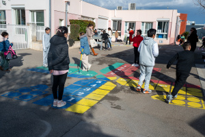 Jeux pochoirs cours d'écoles