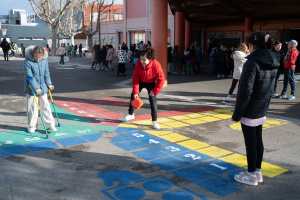 Jeux pochoirs cours d'écoles
