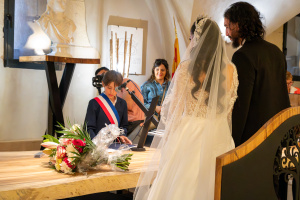 Cémébration mariage avec le petit Maire du CMJ