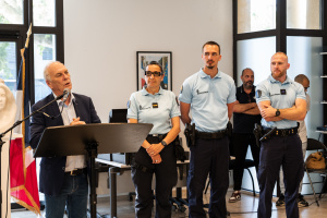 Remerciements à nos forces de l'ordre