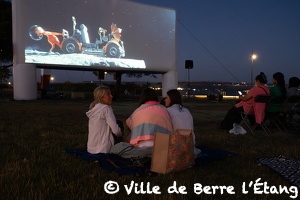 Ciné 89 en bord d'étang