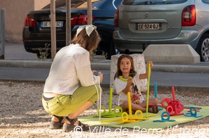 Jouons sous les pins