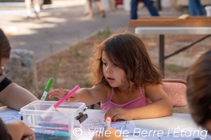 Jouons sous les pins