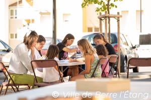 Jouons sous les pins