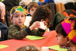 Gâteaux des rois des centres de loisirs