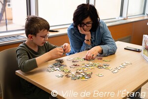 Atelier puzzle de la médiathèque