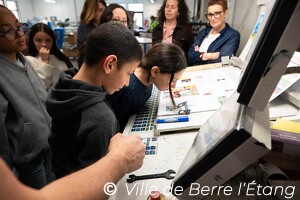 Visite du CMJ dans une imprimerie